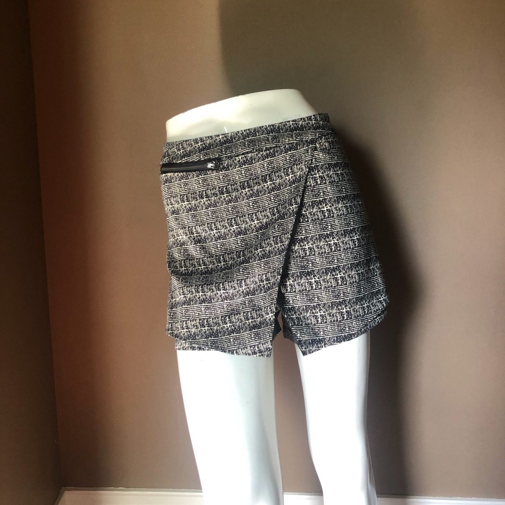 Fora Skort